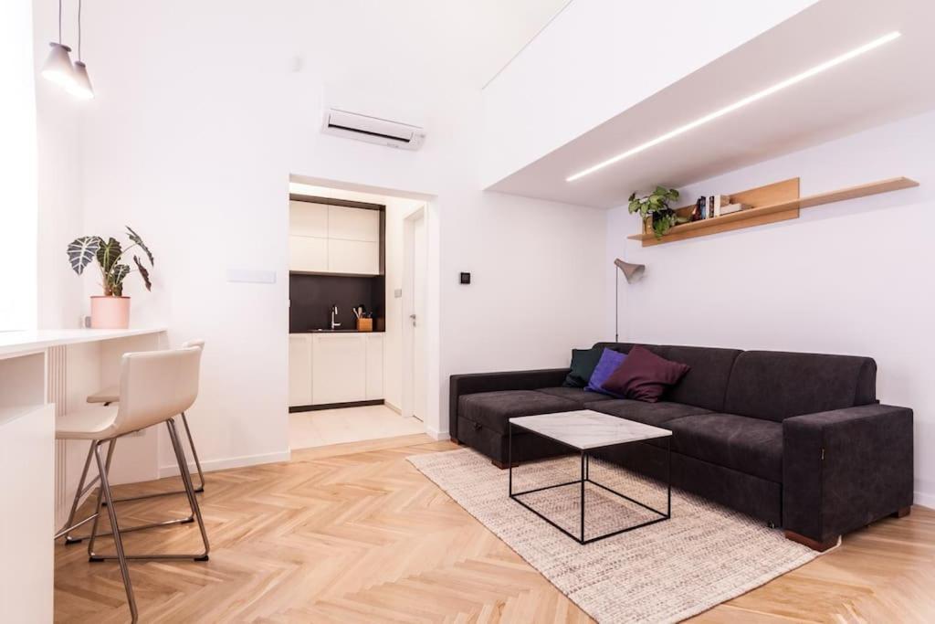 Eszter'S Lovely Downtown Apartment Будапеща Екстериор снимка